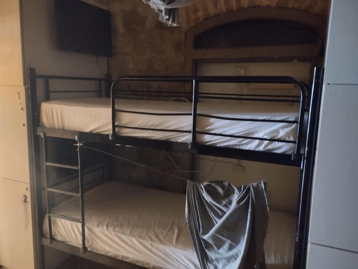 Capsules & Dormitory Bh القدس المظهر الخارجي الصورة