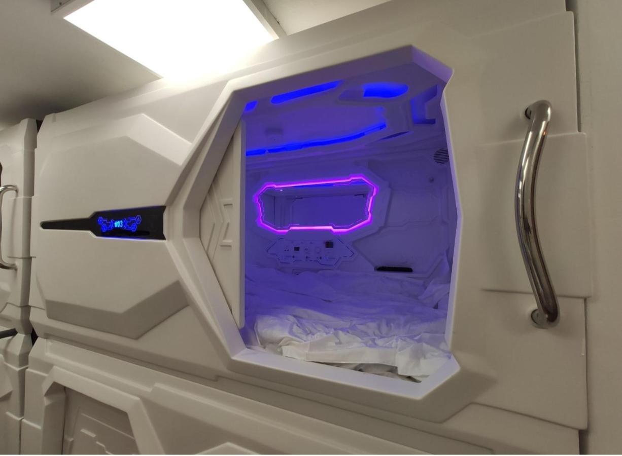Capsules & Dormitory Bh القدس المظهر الخارجي الصورة