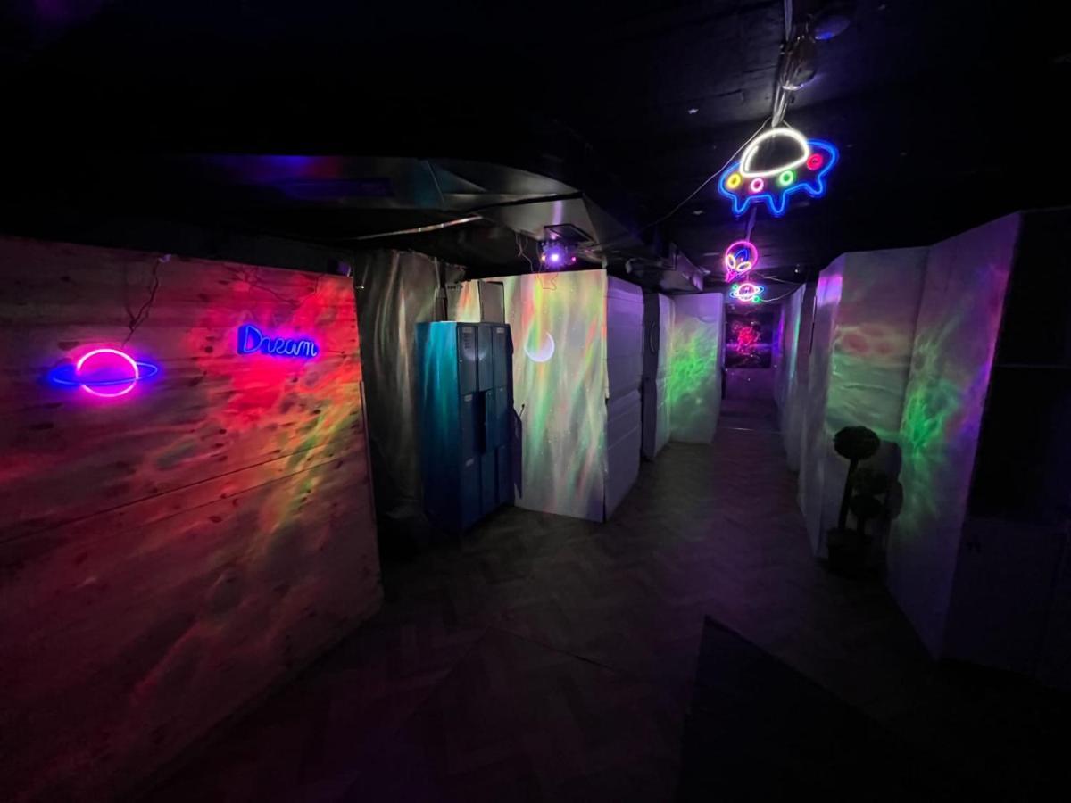 Capsules & Dormitory Bh القدس المظهر الخارجي الصورة